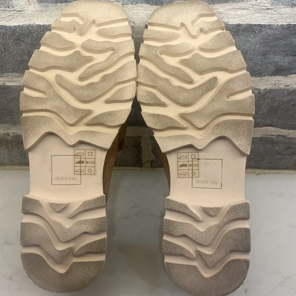 Dolce Vita Elias Chunky Platform Lug Loafer Tan Suede Women's Size 8.5 - Picture 5 of 6